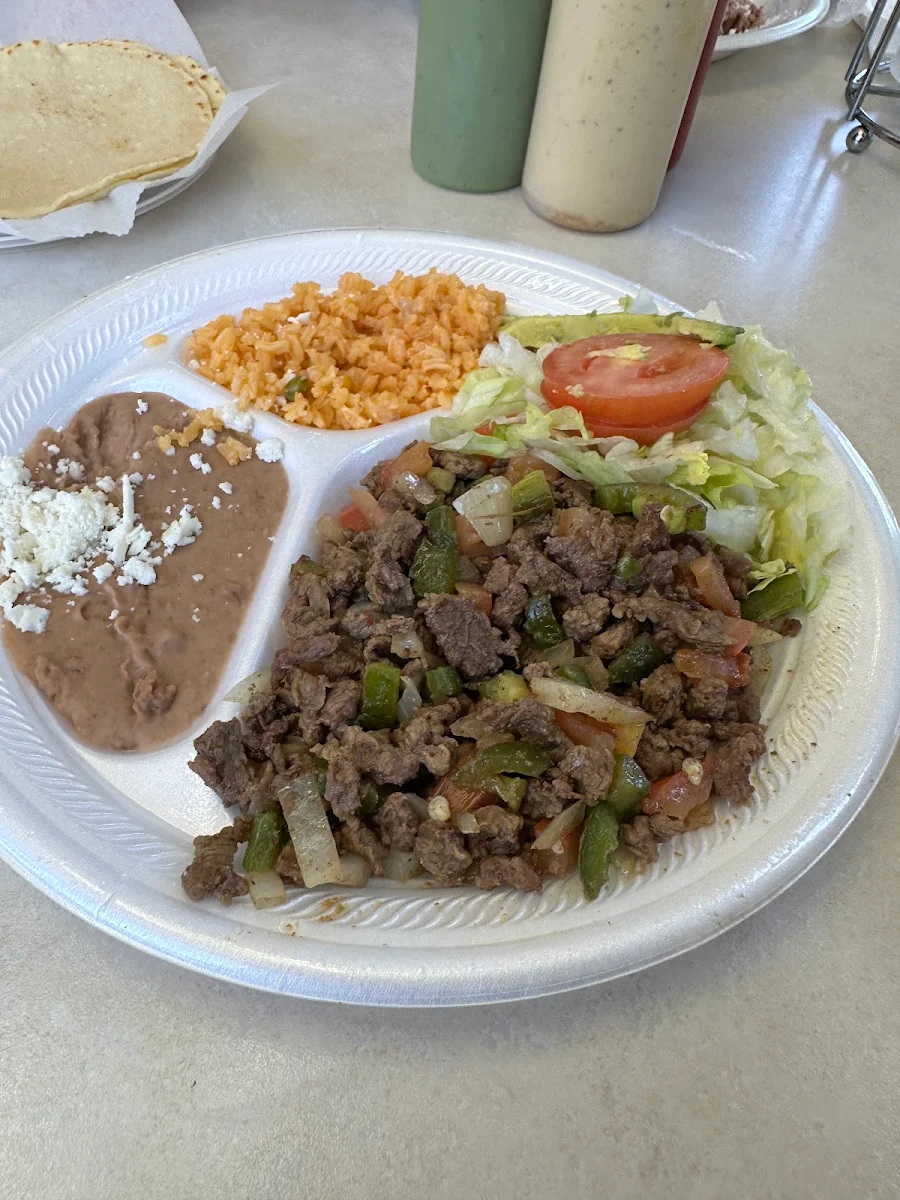 Bistec a La Mexicana