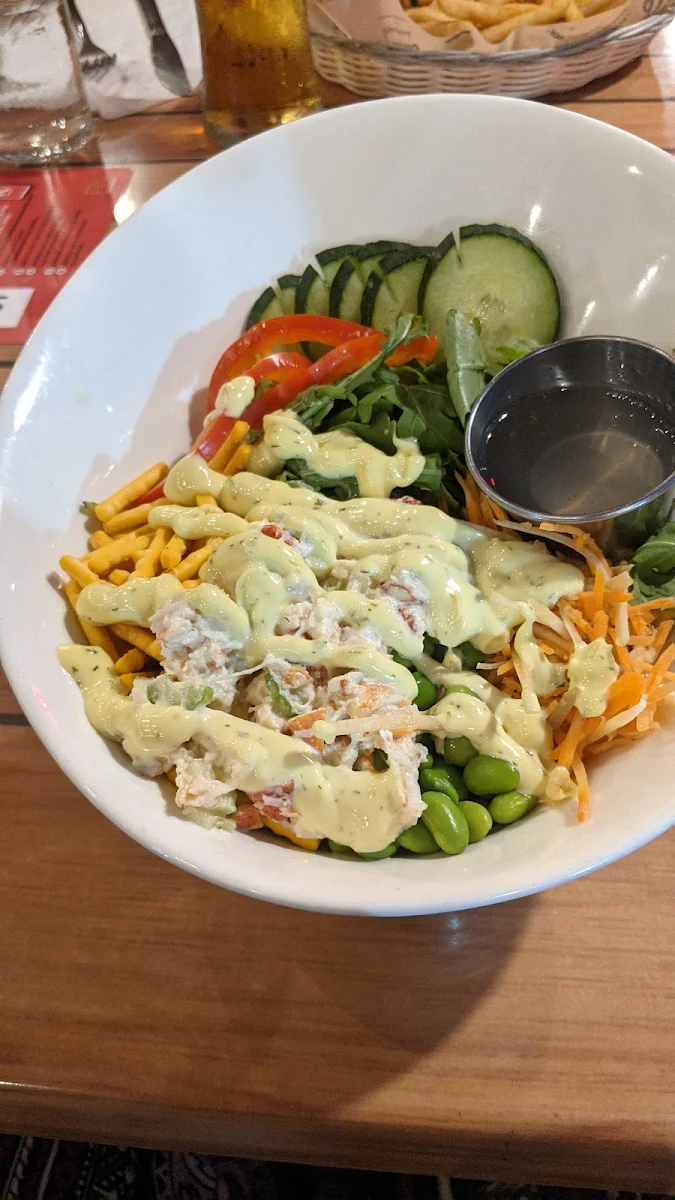Poke Bowl Lobster Tails, Restaurant Normandin Lévis