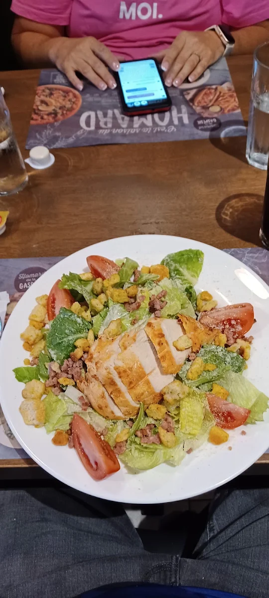 Salade César Au Poulet, Restaurant Normandin Lévis