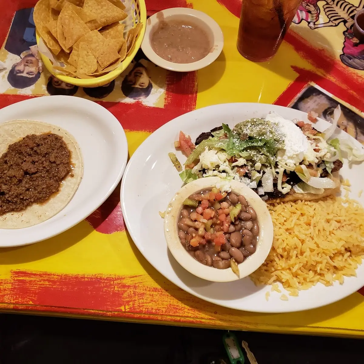 Huarache and a Beef Taco a La Carta
