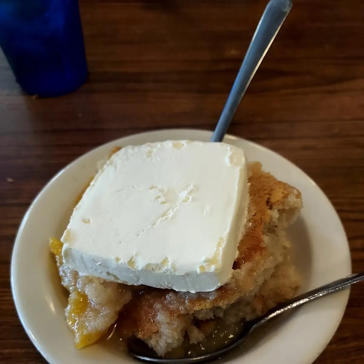 Peach Cobbler with Ice Cream