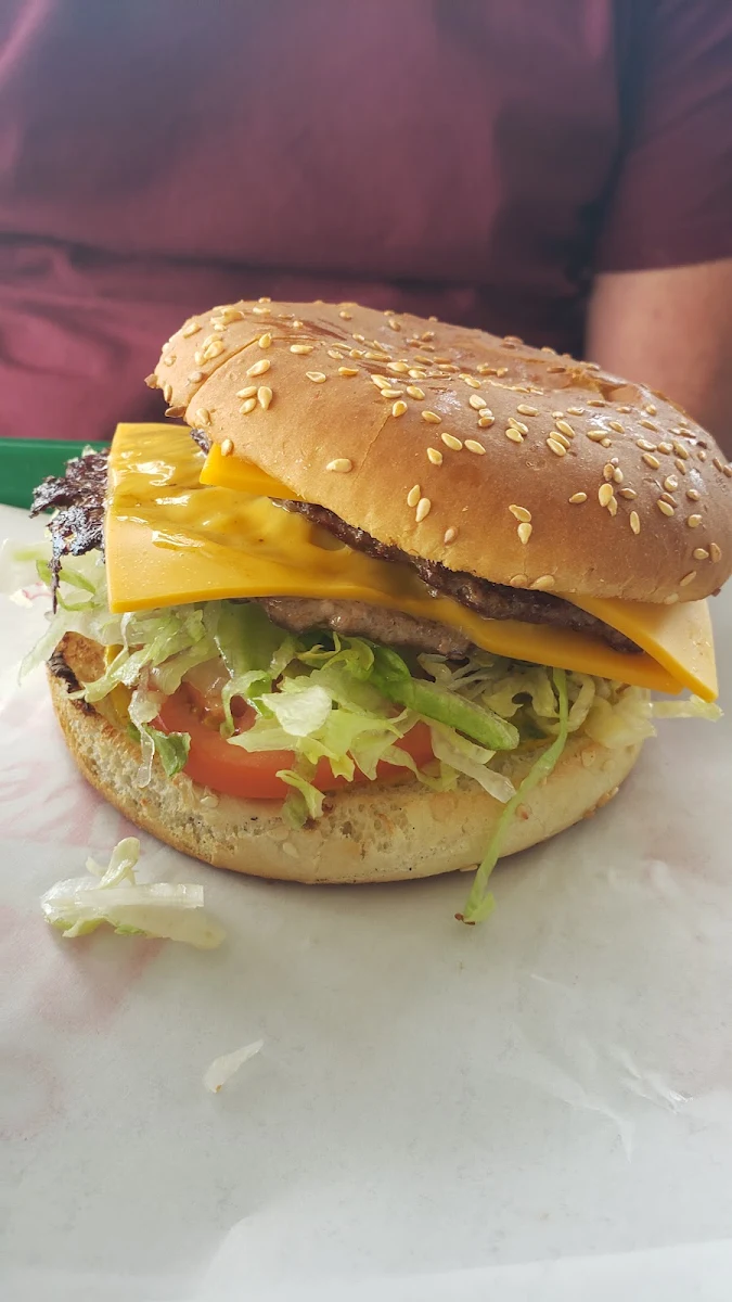 Chesseburger Double, Quebeco