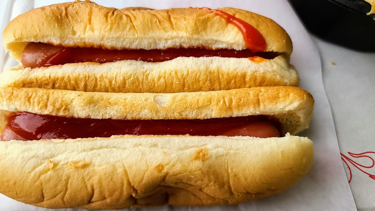 Hot Dog Classique, Quebeco