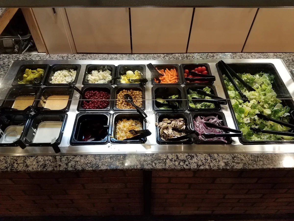 Nice Salad Bar