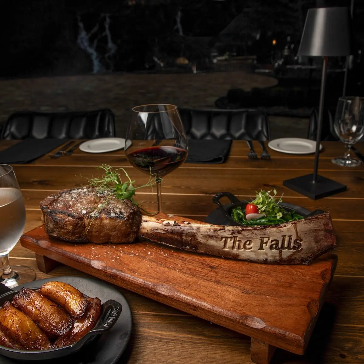 30 Days Dry Aged Tomahawk