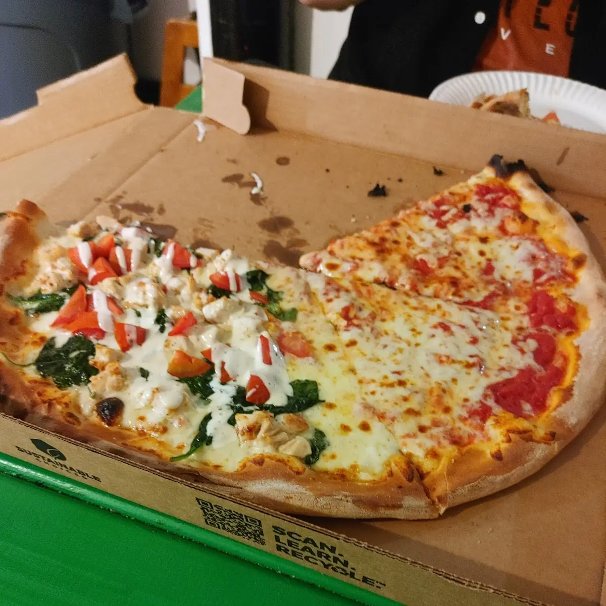 Newport Chicken Pizza