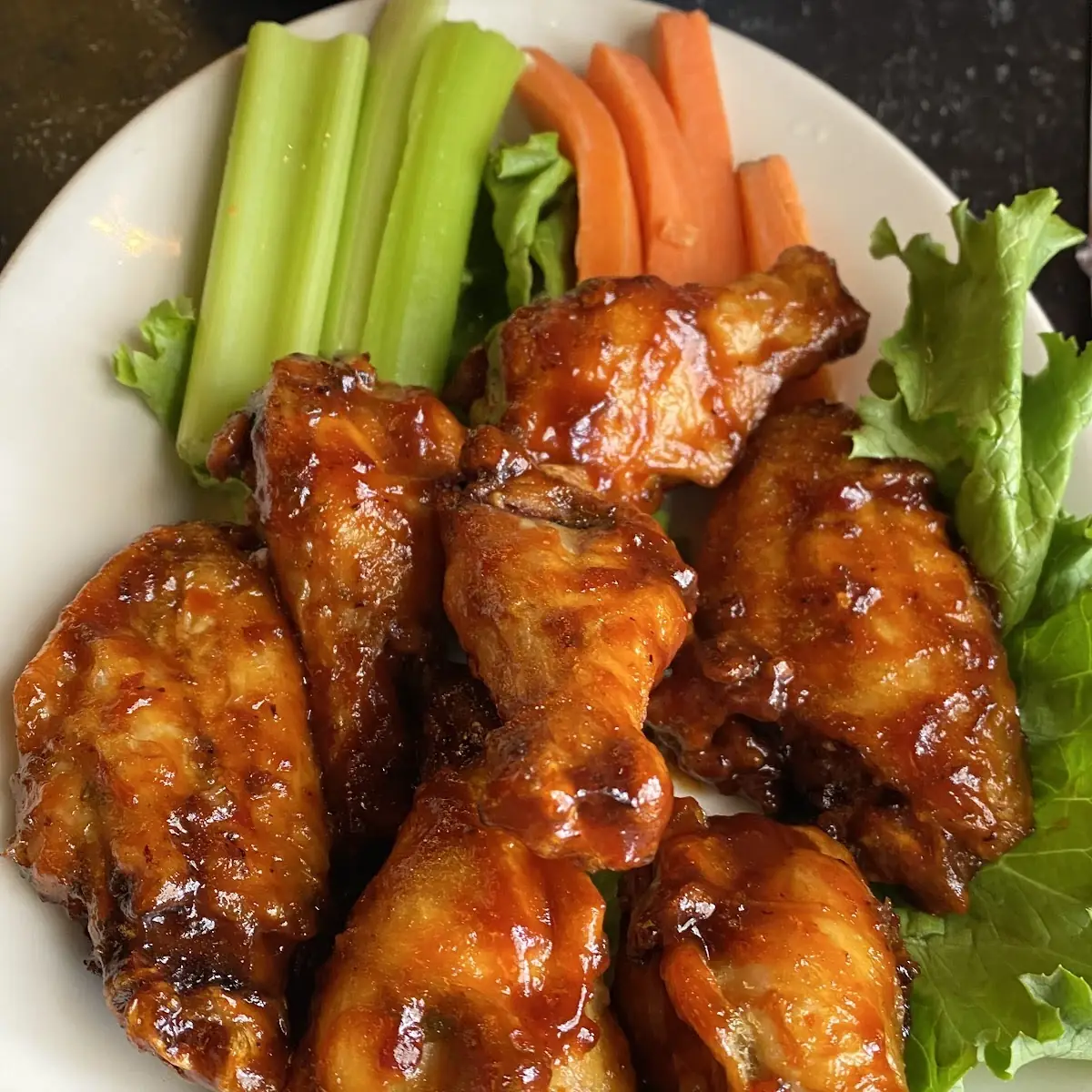 Sriracha BBQ Wings