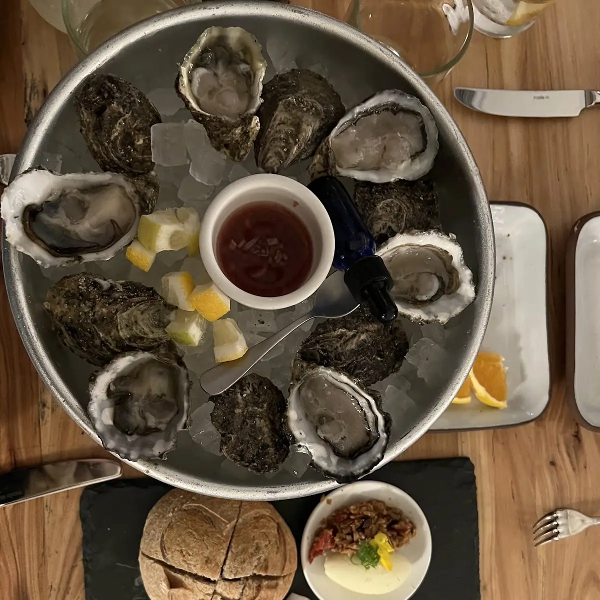 Raw Oysters on Ice with Lemon