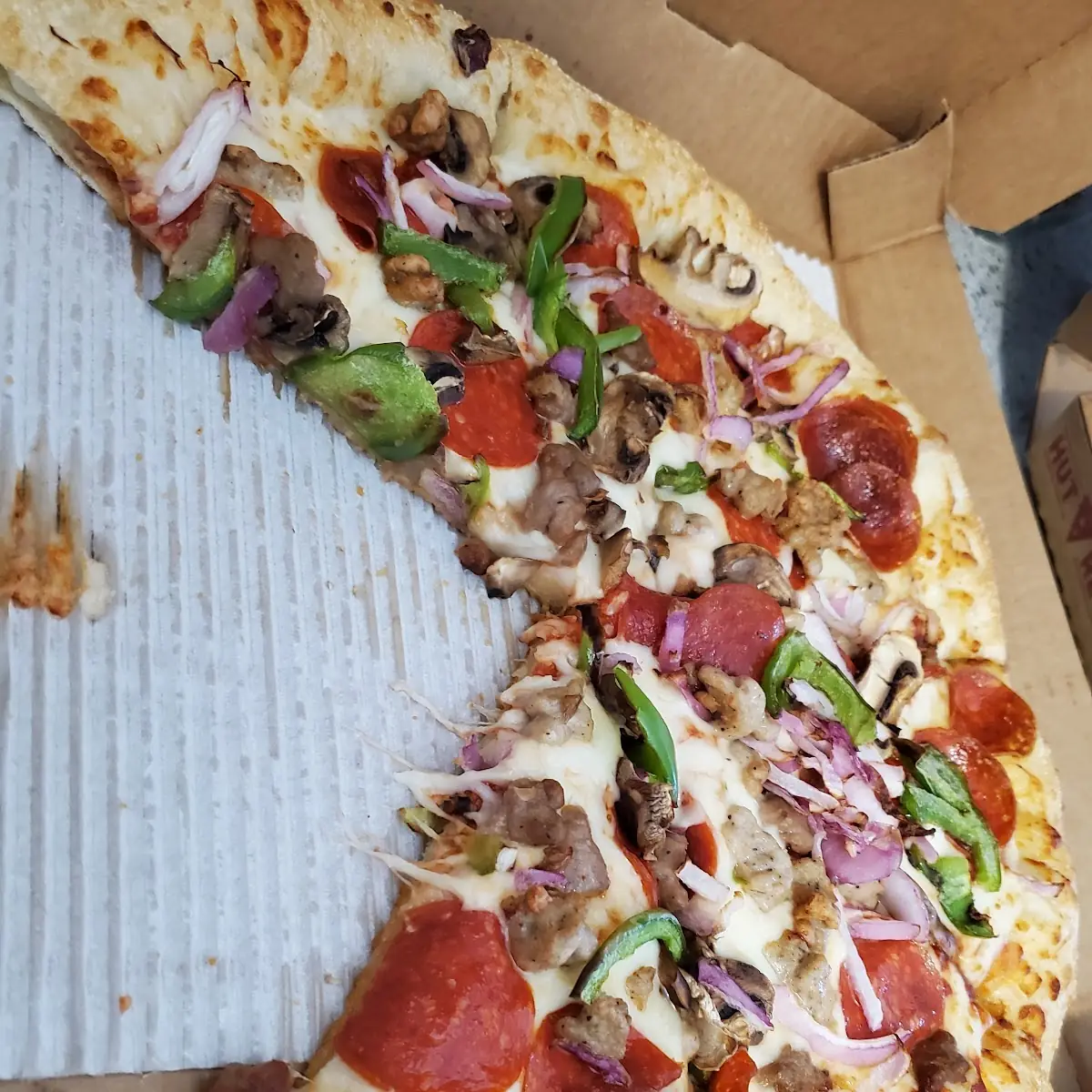 Stuffed Crust Supreme Pizza
