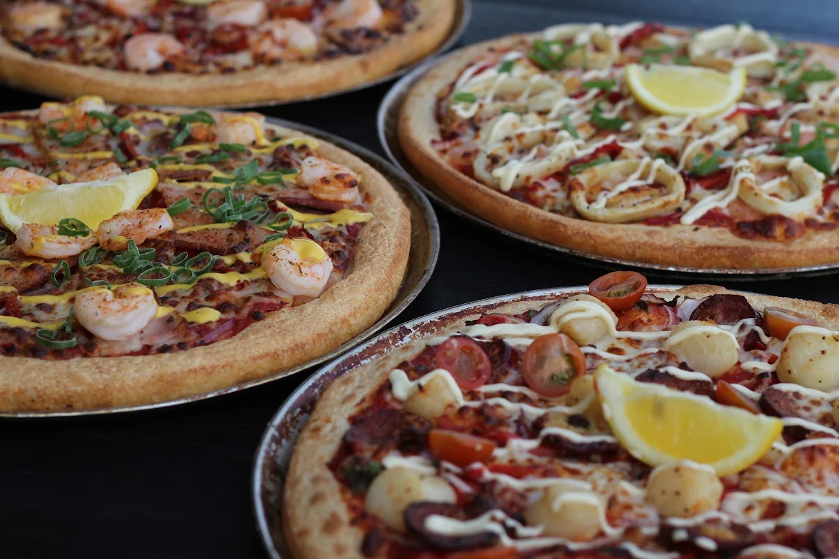 Highlights, Topped Pizza