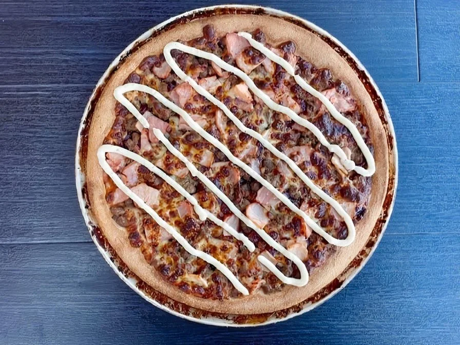 Highlights, Topped Pizza