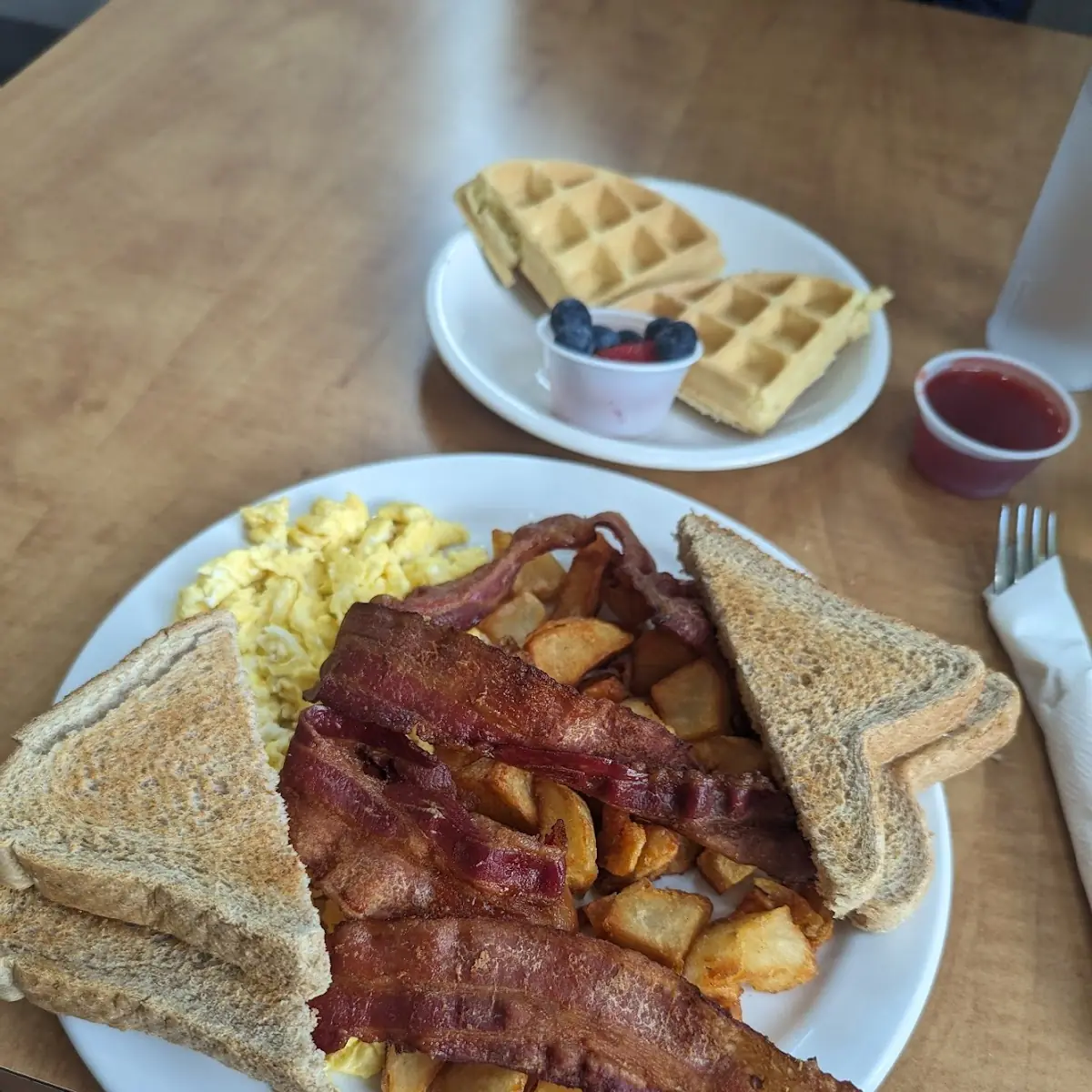 Highlights, Sal's Family Restaurant