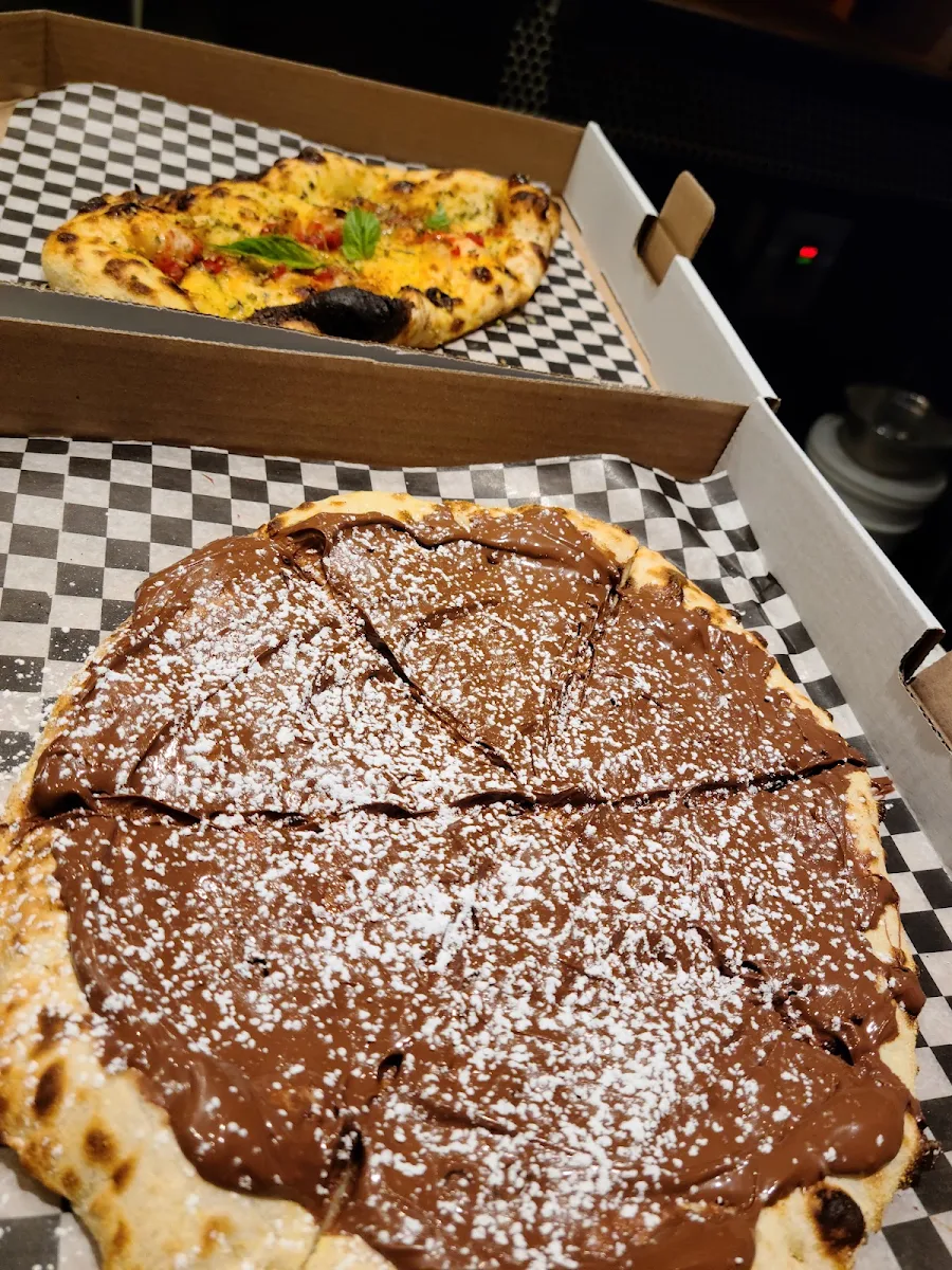 Nutella Pizza, Pizzeria Gusto