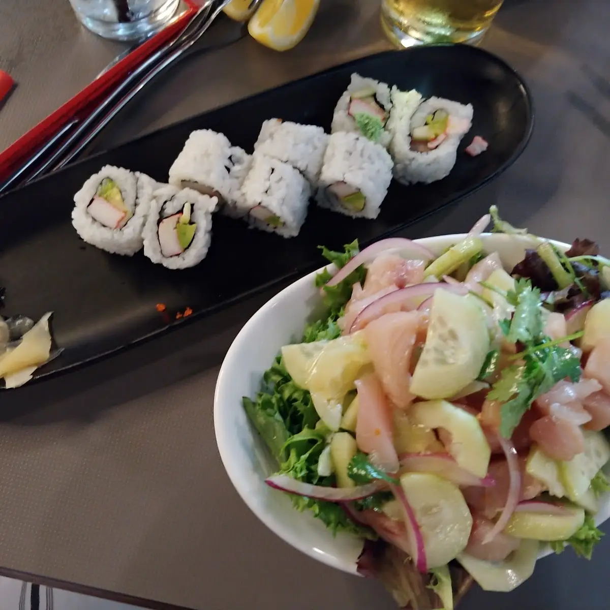 Hamachi Poke Bowl