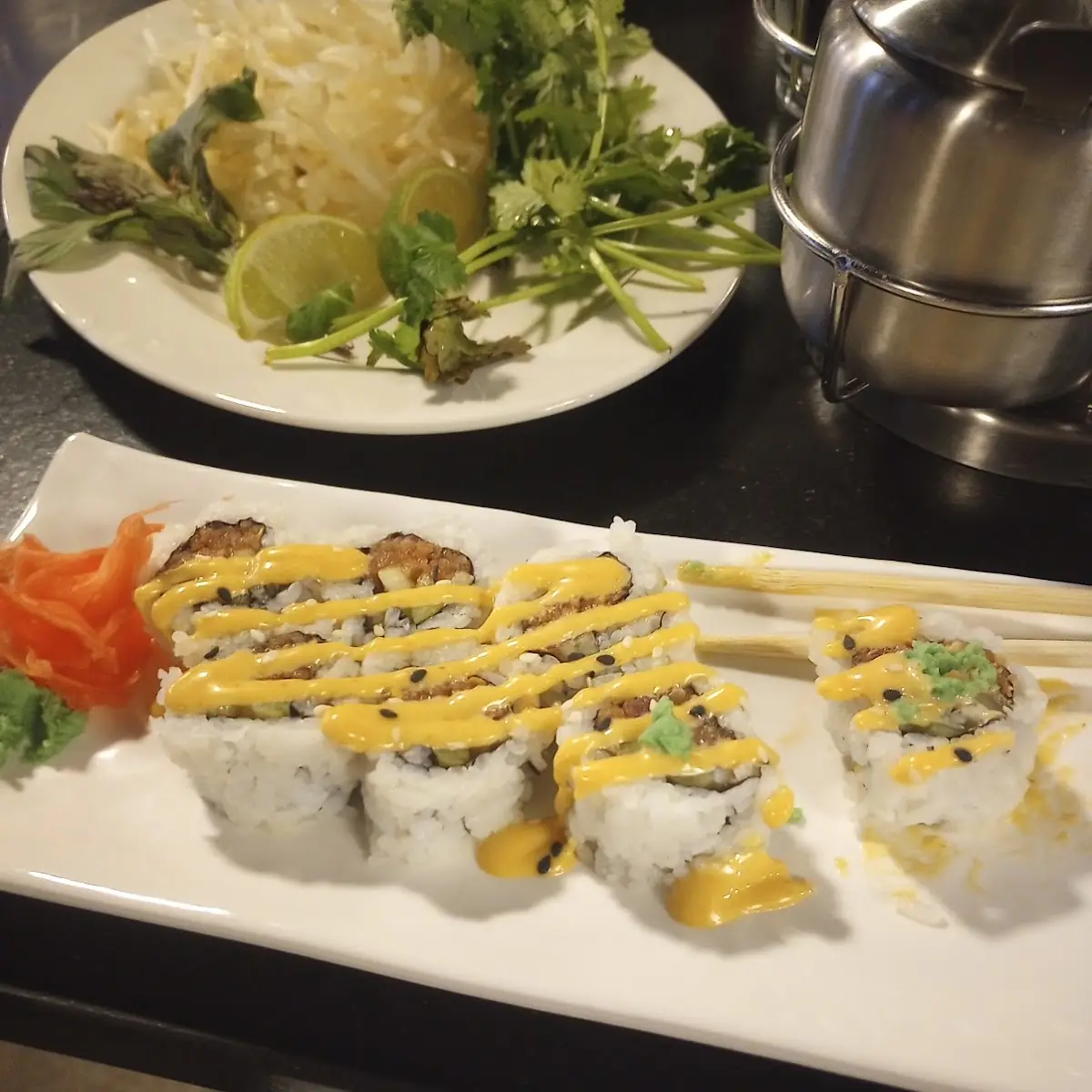 Spicy Salmon Roll