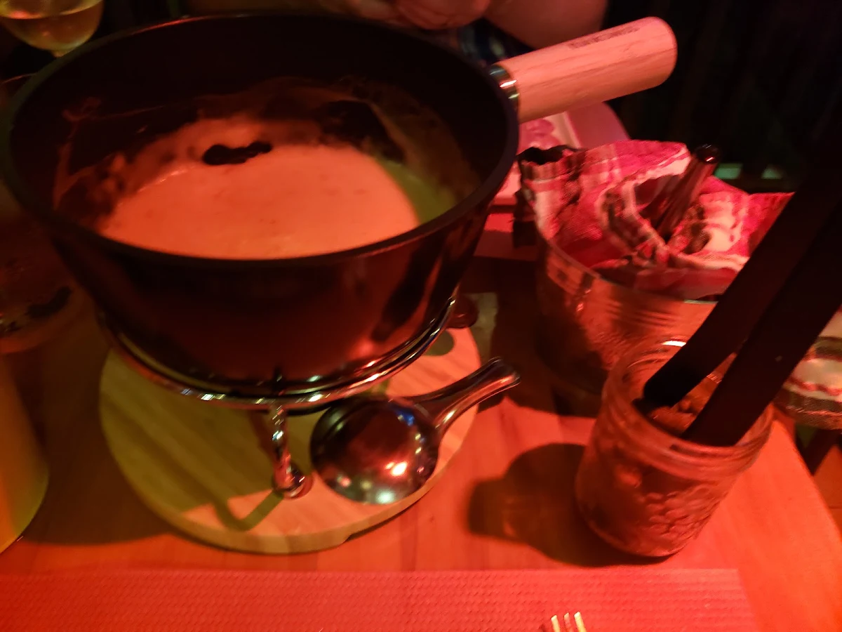 Fondue Traditionnelle Au Fromage