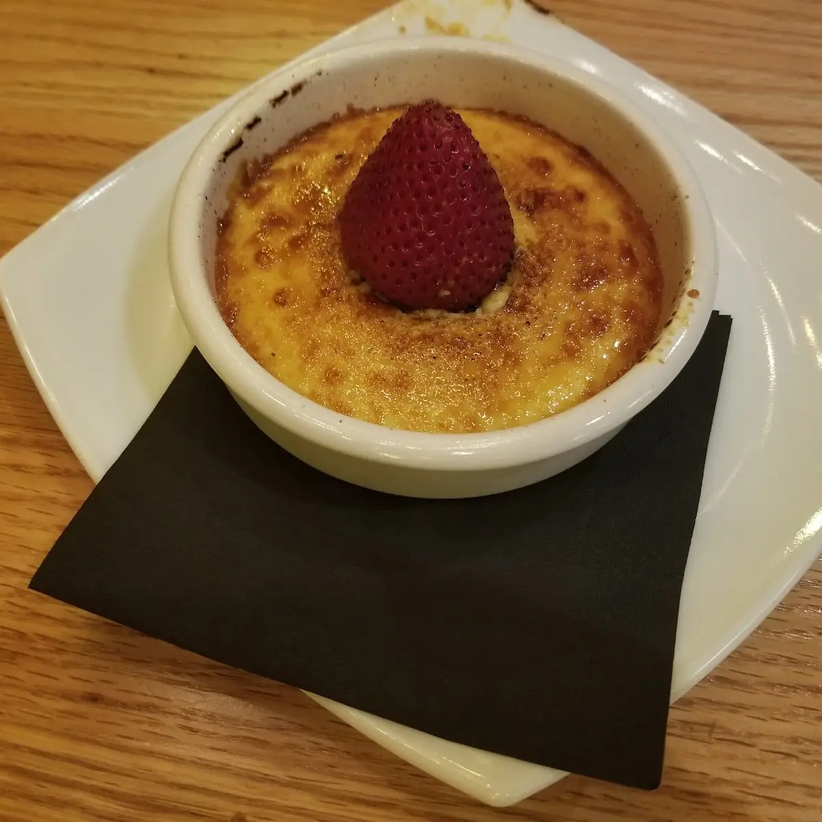 Creme Brulee with Fresh Strawberries