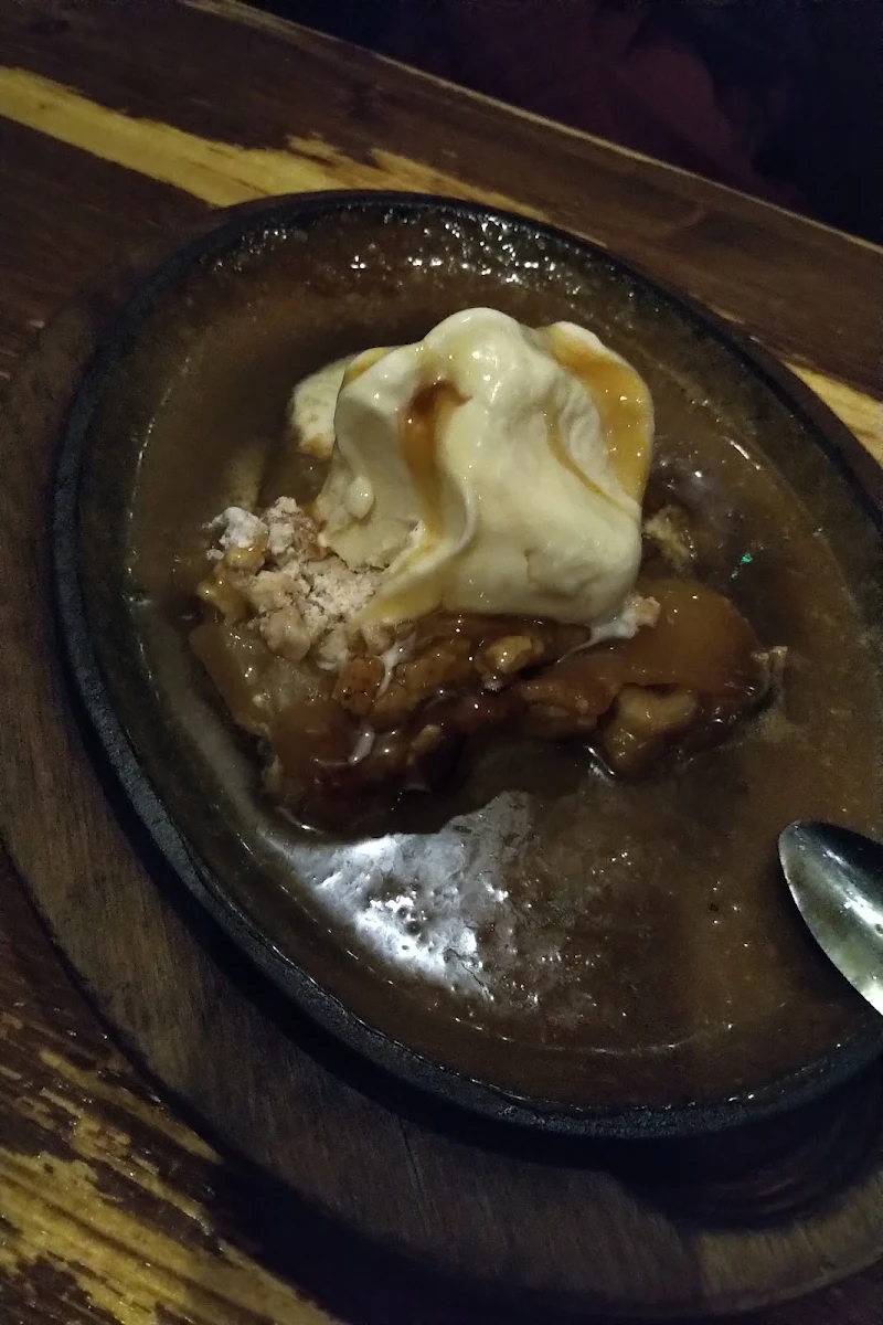 Apple Crumble with Caramel, Bella Jacks