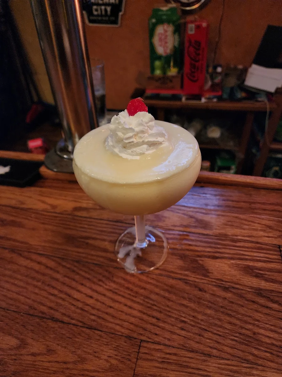 Pina Colada, Bella Jacks
