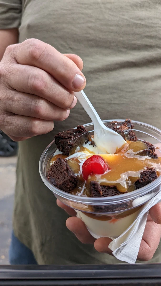 Salted Caramel Brownie Sundae