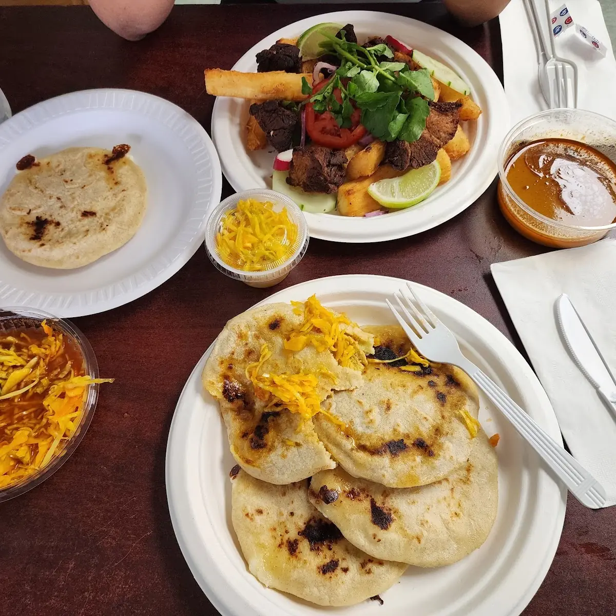 Pupusas Mixtas