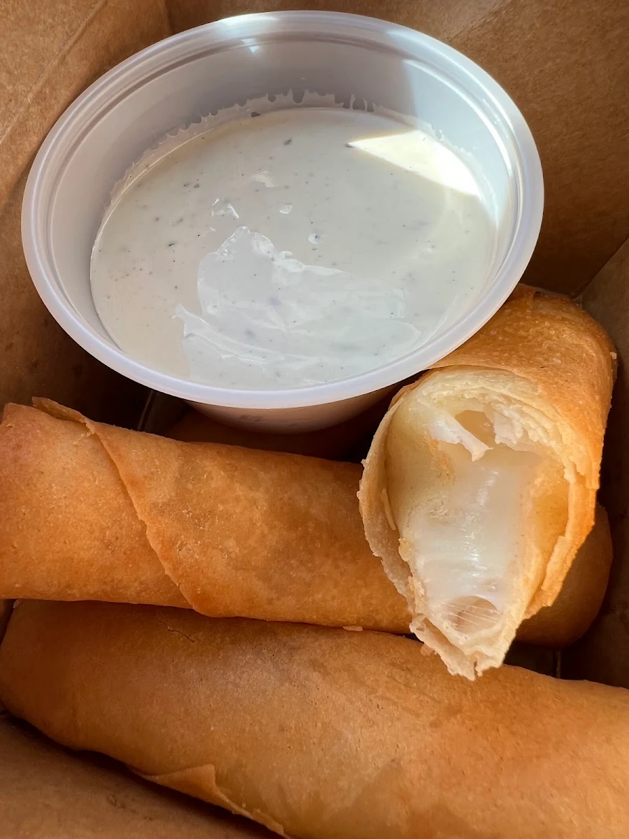 Wonton Mozzarella Sticks