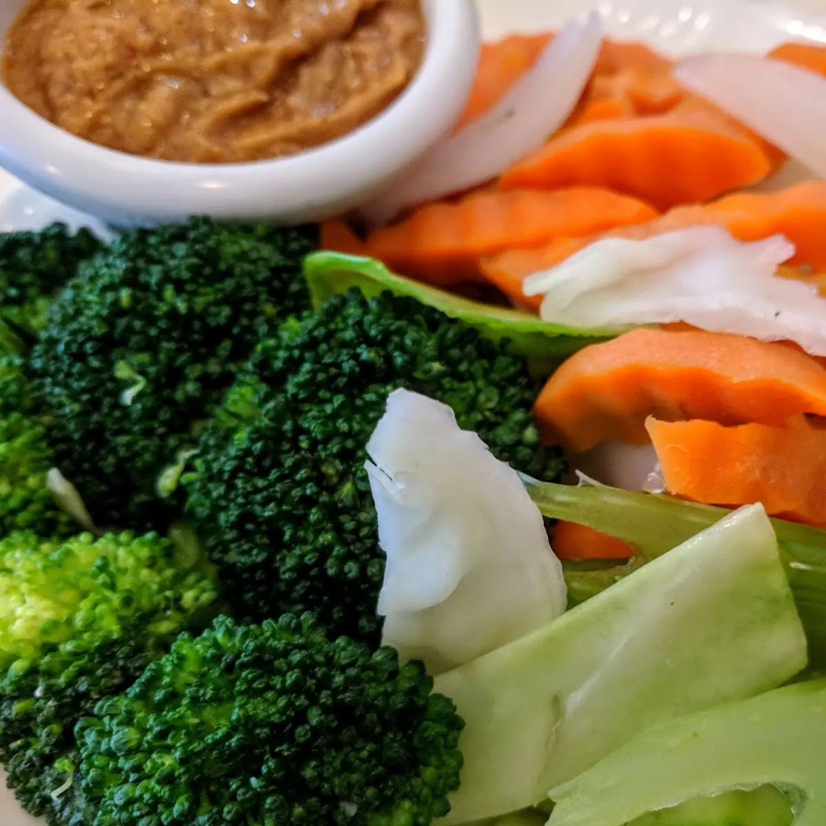 Steamed Mixed Vegetables with Peanut Sauce