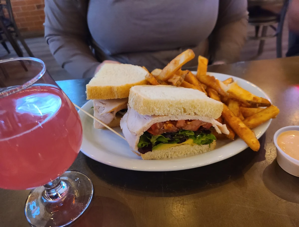 Turkey Bacon Lettuce Tomato Sandwiches