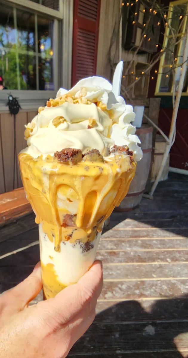 Peanut Butter Brownie Parfait
