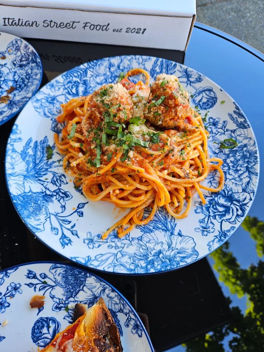 Chitarra Pomodoro and Basil
