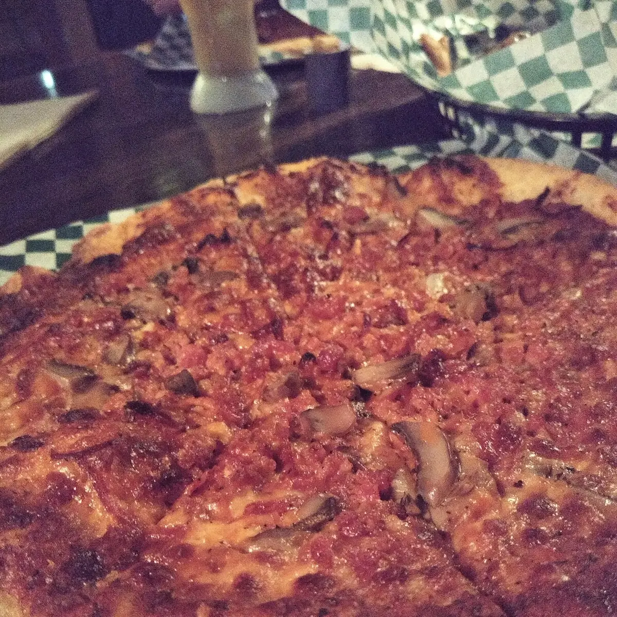 Canadian Pizza, Treehouse