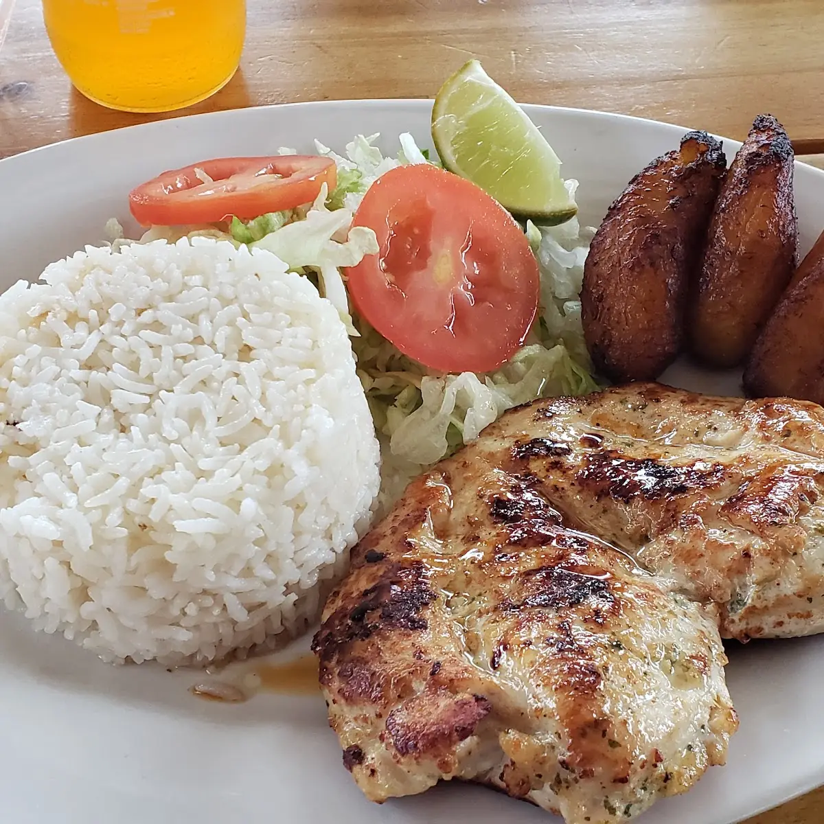 Bistec De Pollo Grilled Chicken