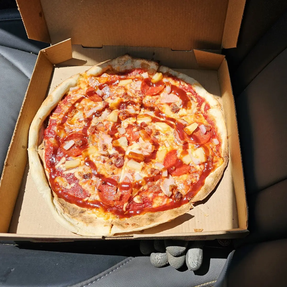 BBQ Hawaiian Pizza