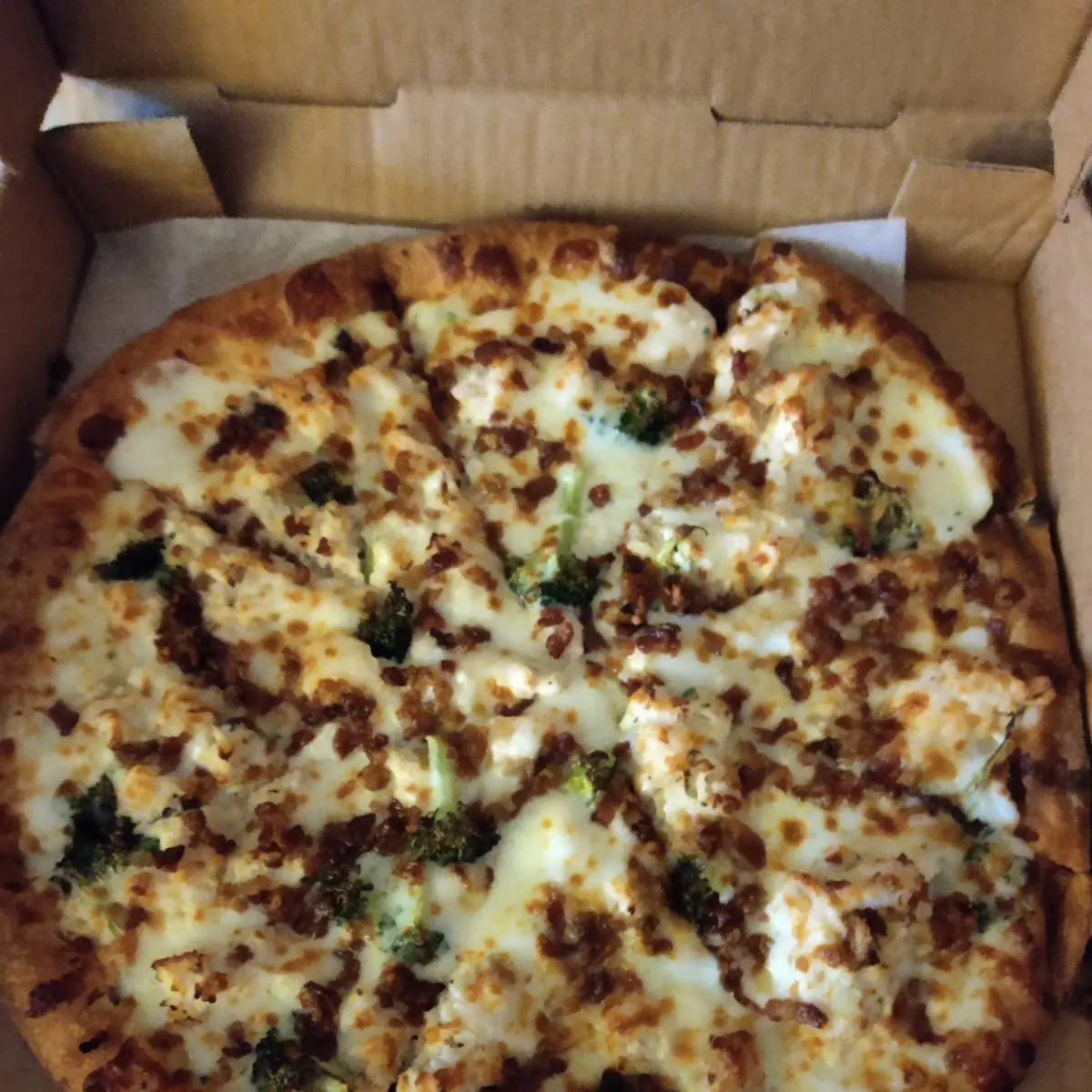 Chicken Alfredo Pizza