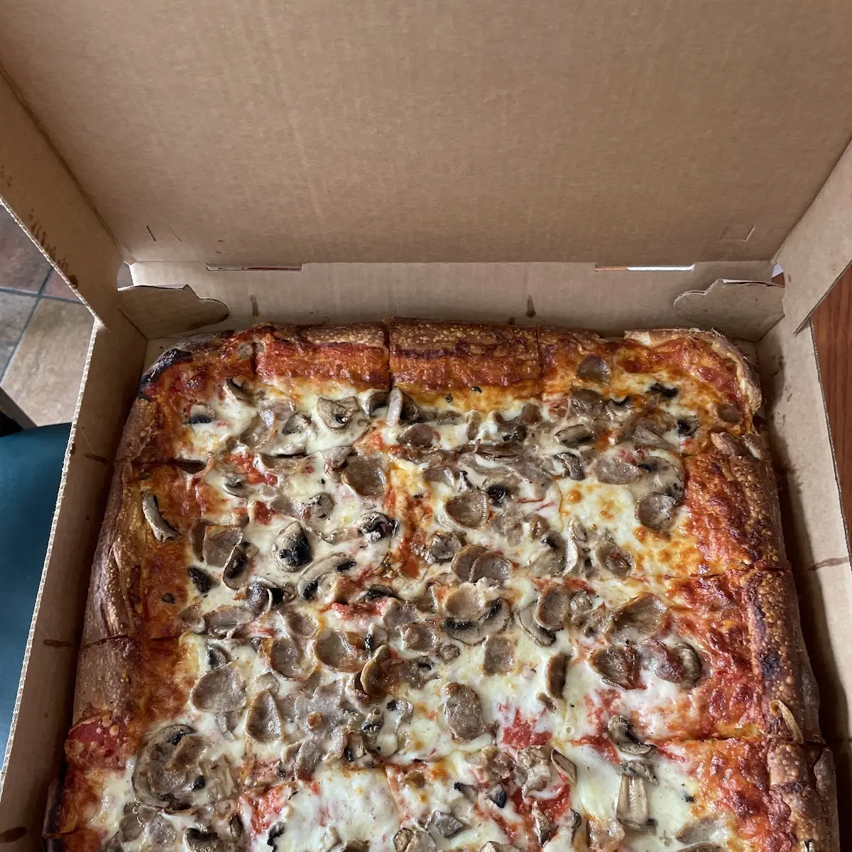MEAT LOVERS STROMBILI
