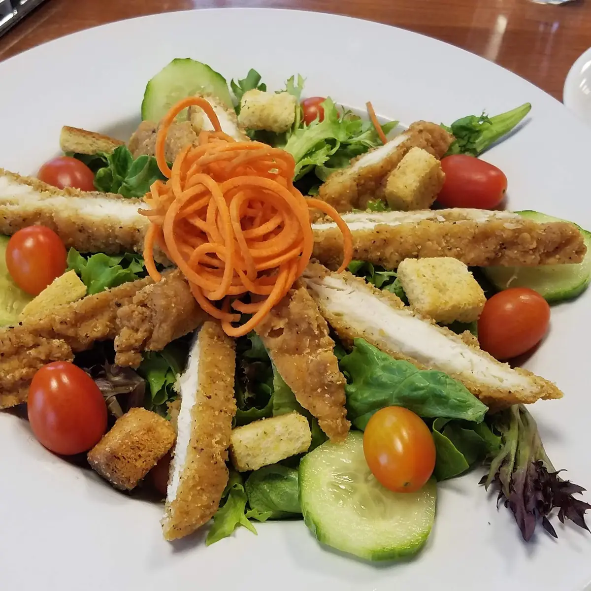 Great Salad with Chicken Strips Very Fresh