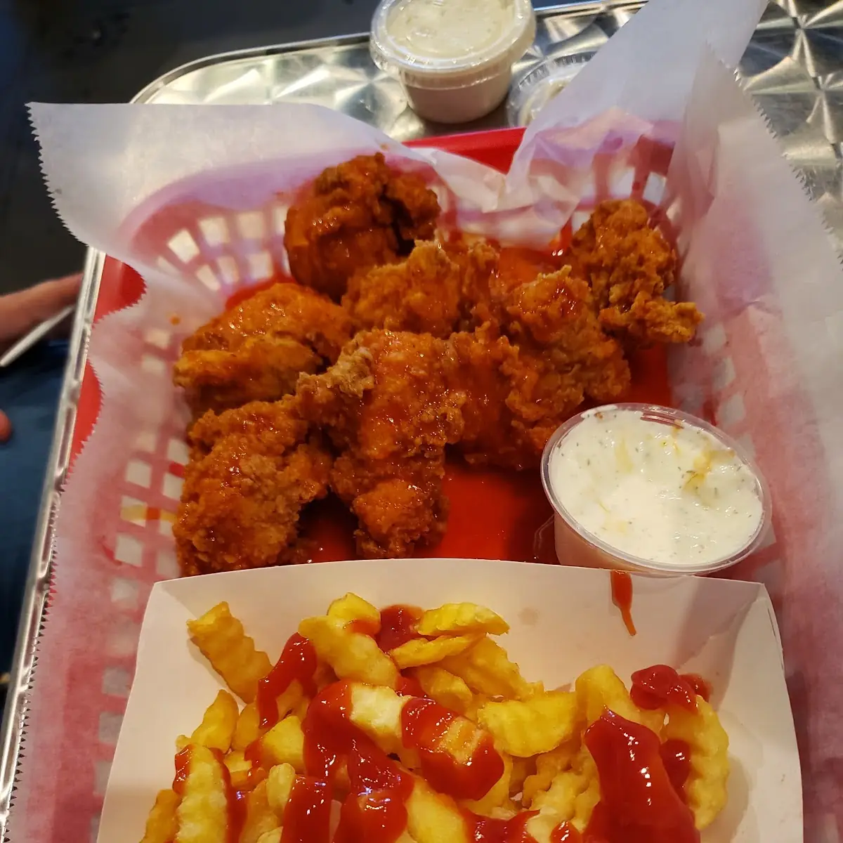 Large Boneless Wings and Fries