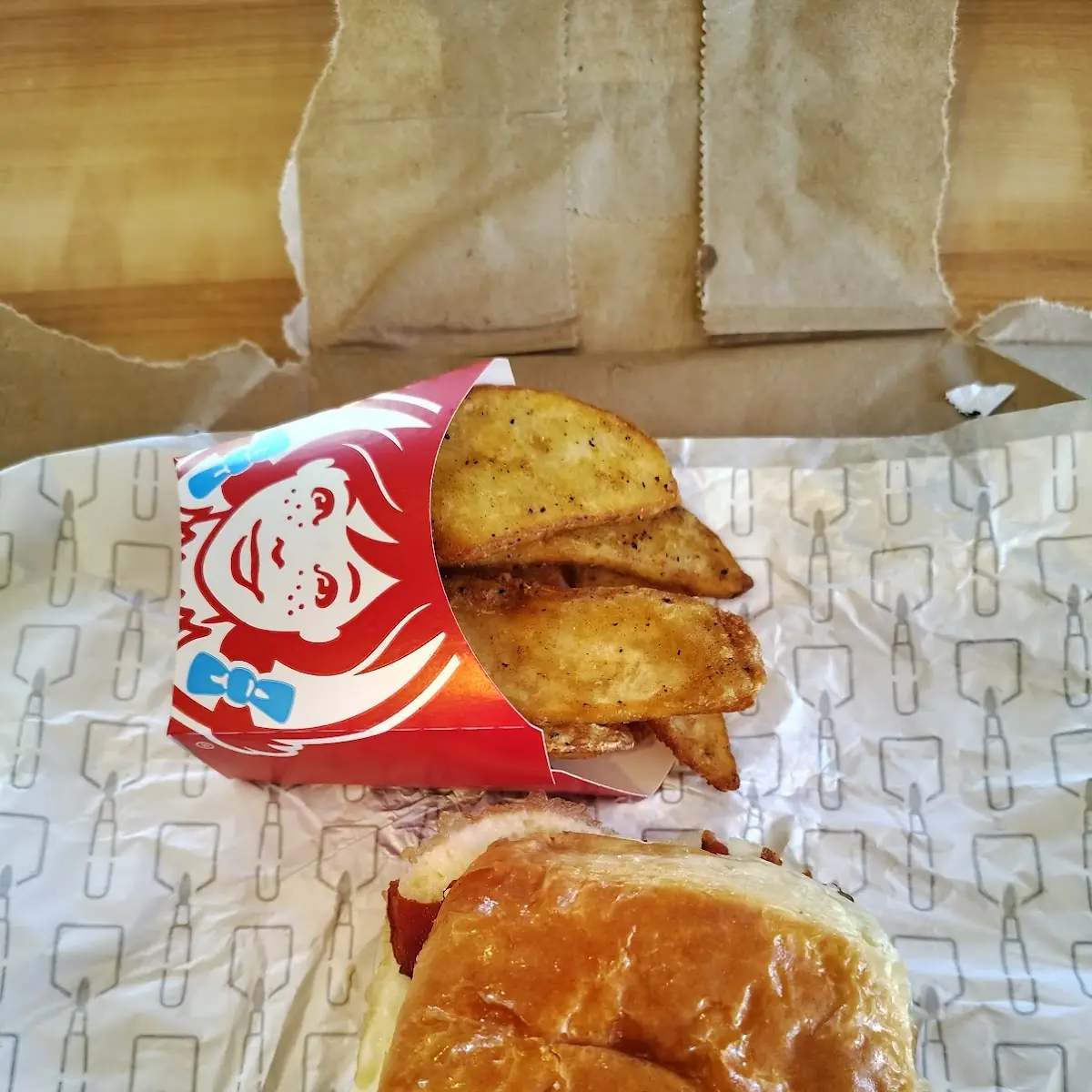 Bacon Egg & Swiss Croissant