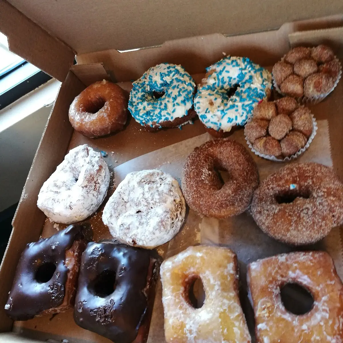 Off 6 Different Donuts