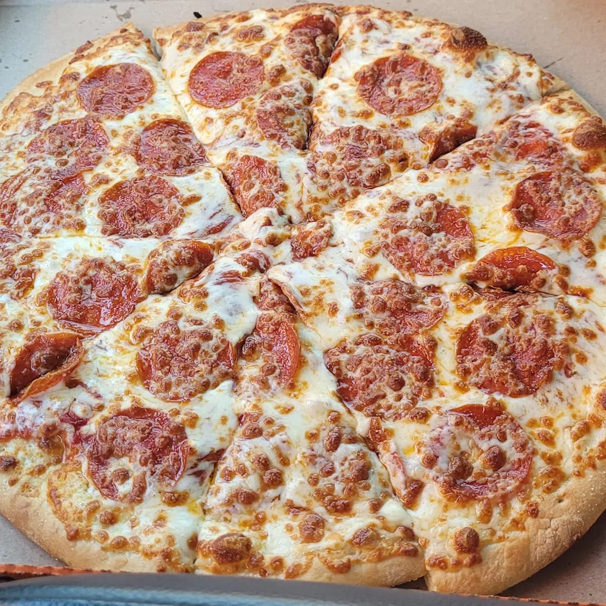 Pepperoni Pizza Extra Cheese Pizza