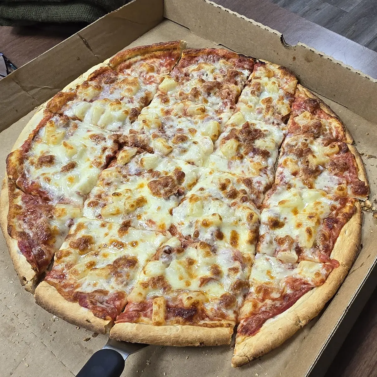 Hawaiian Pizza
