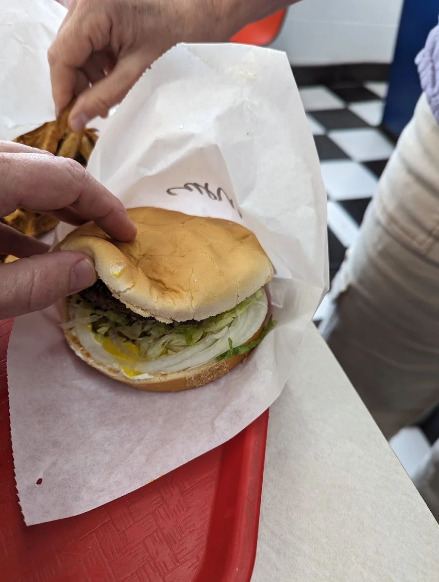 Cheeseburger Deluxe