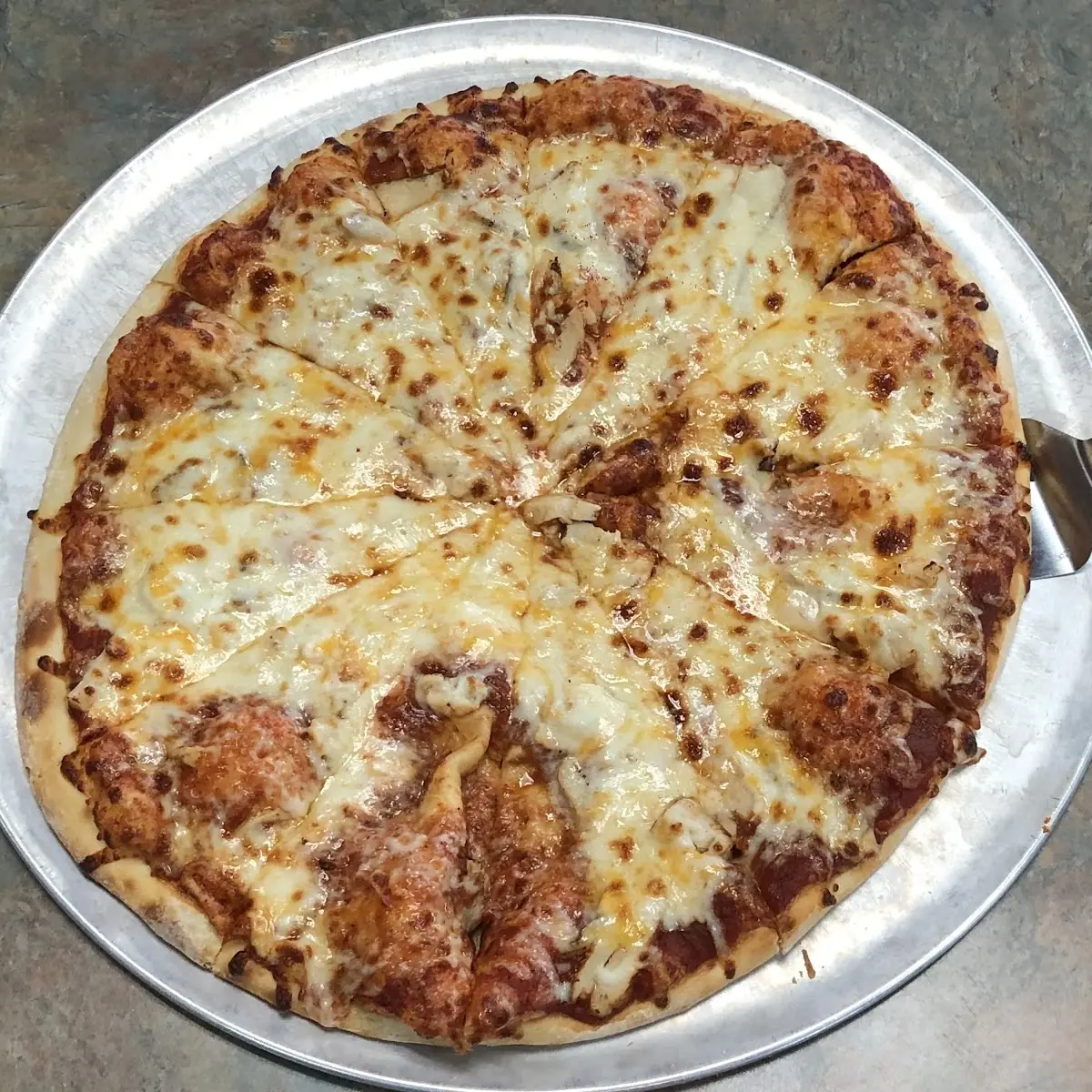 Cheese and Chicken Pizza