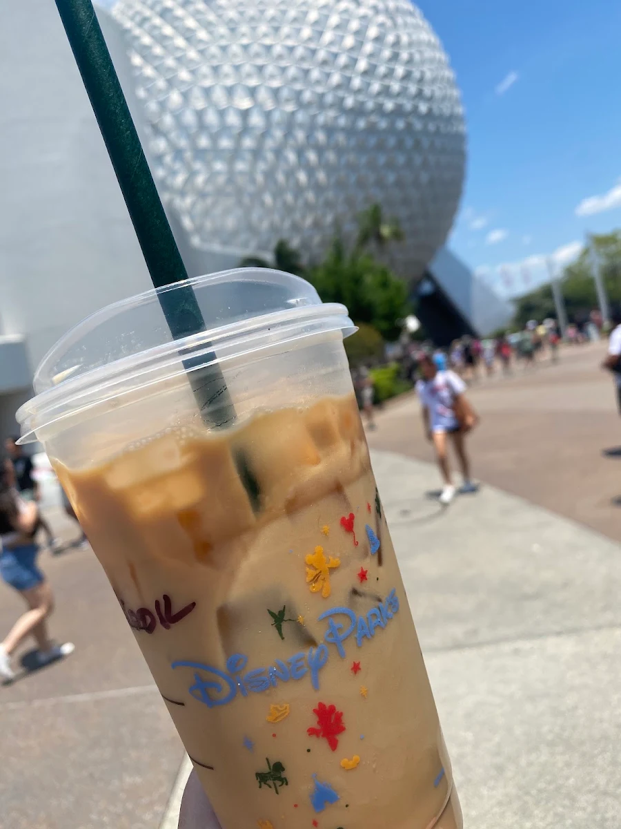 Venti Iced Vanilla Latte