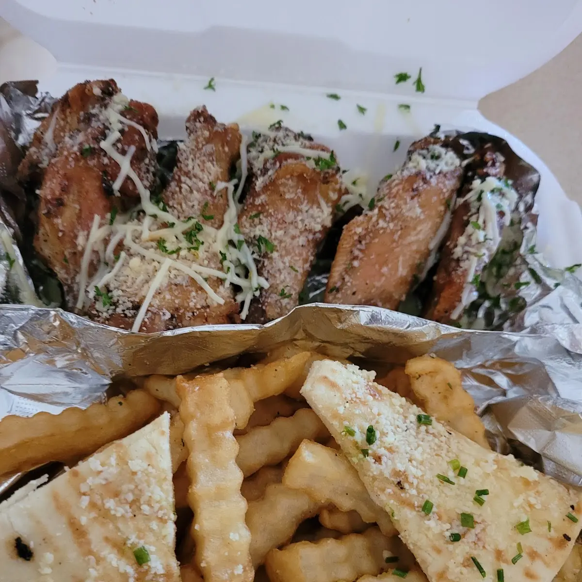 Lunch Special with Garlic Parmesan Wings