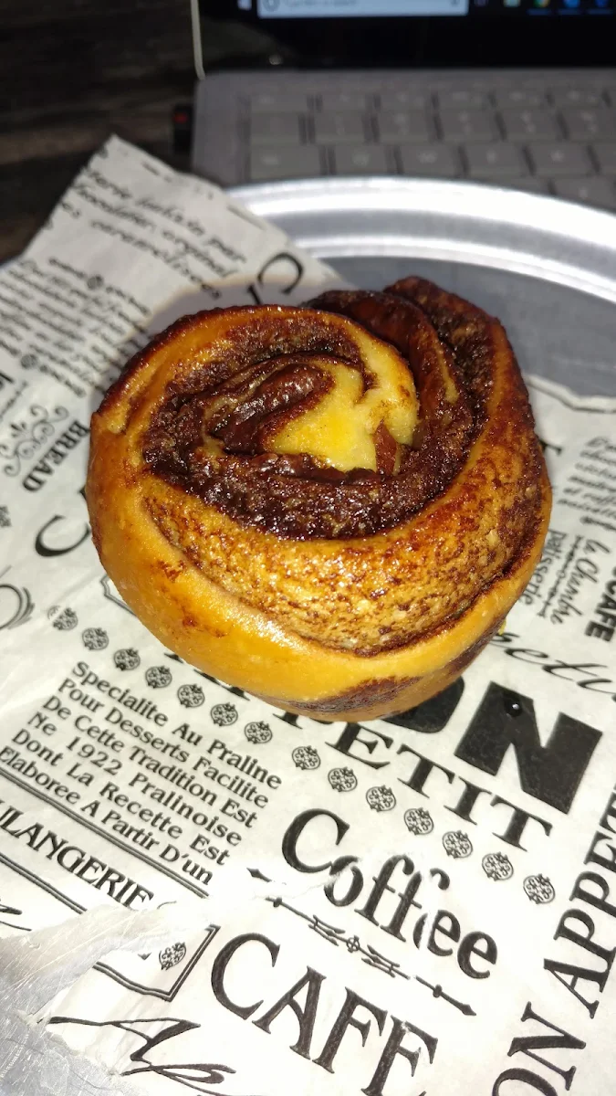 Cinnamon Roll
