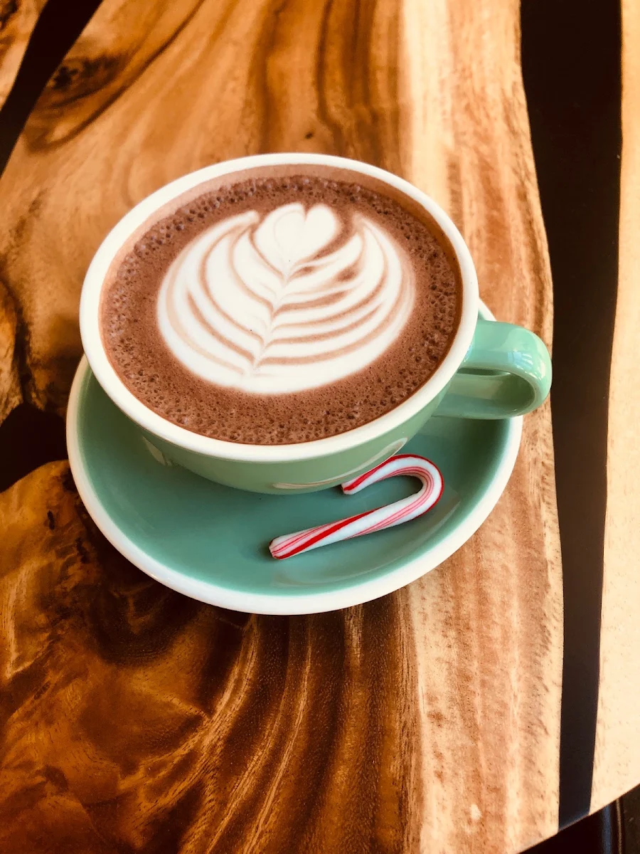 Peppermint Hot Chocolate with Almond Milk