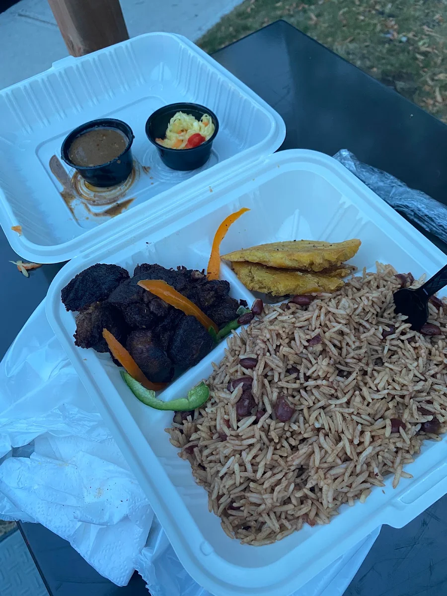 Highlights, Monique Haitian Food