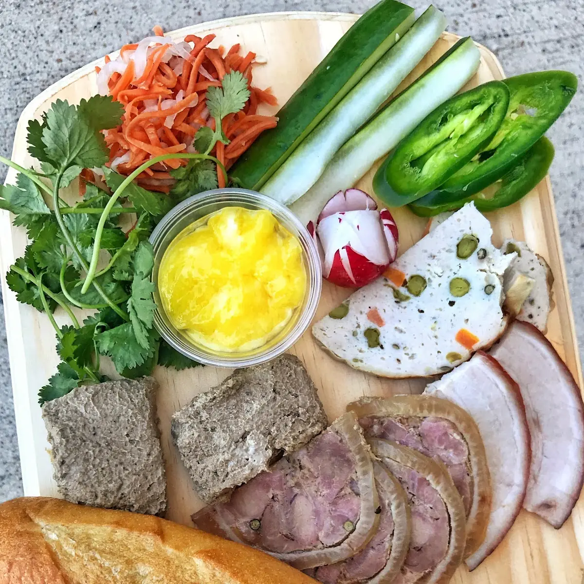 Cold Cut Meat Plate w Baguette