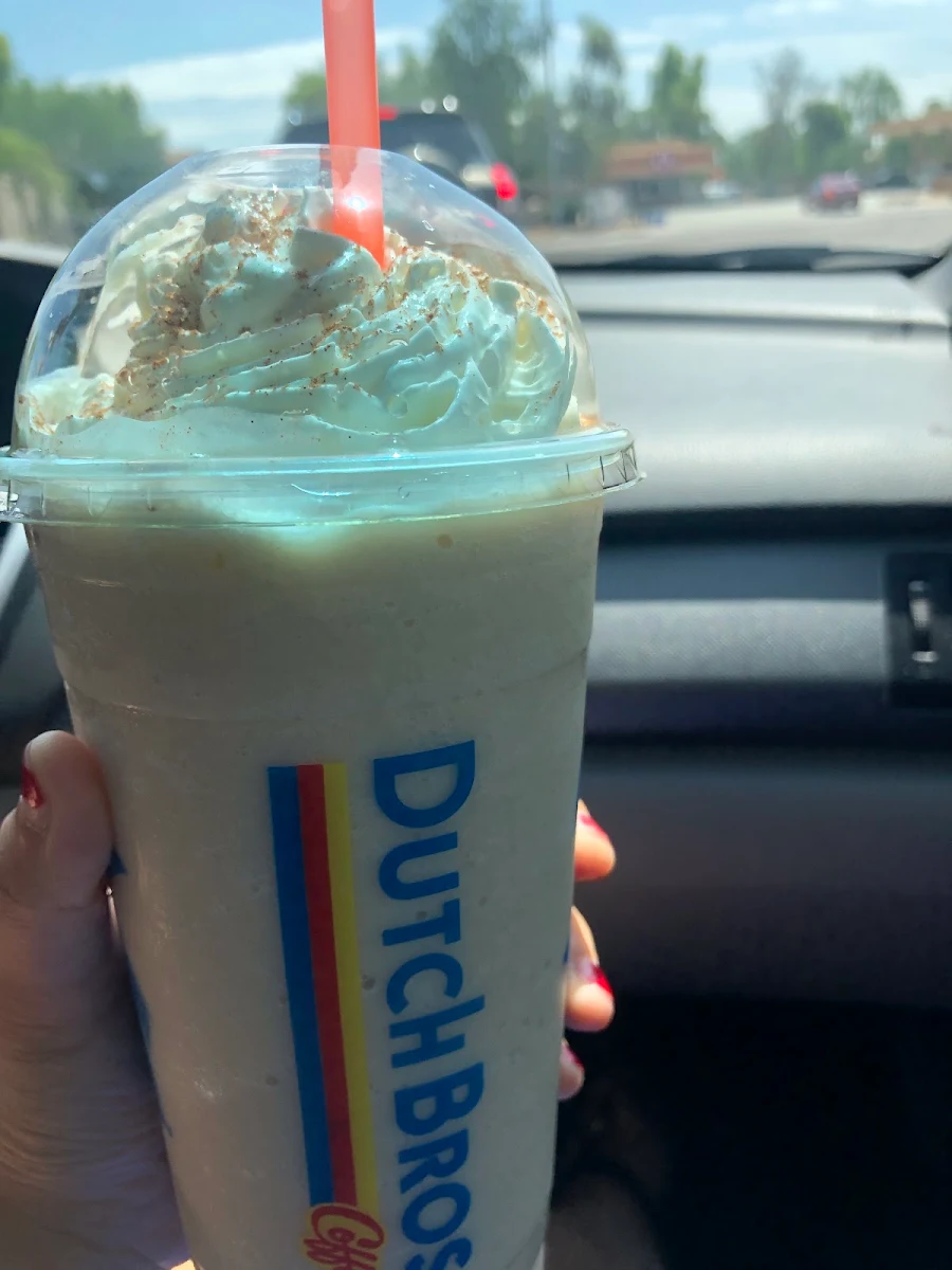 Golden Eagle Iced Chai & Cinnamon Dolce Iced Chai